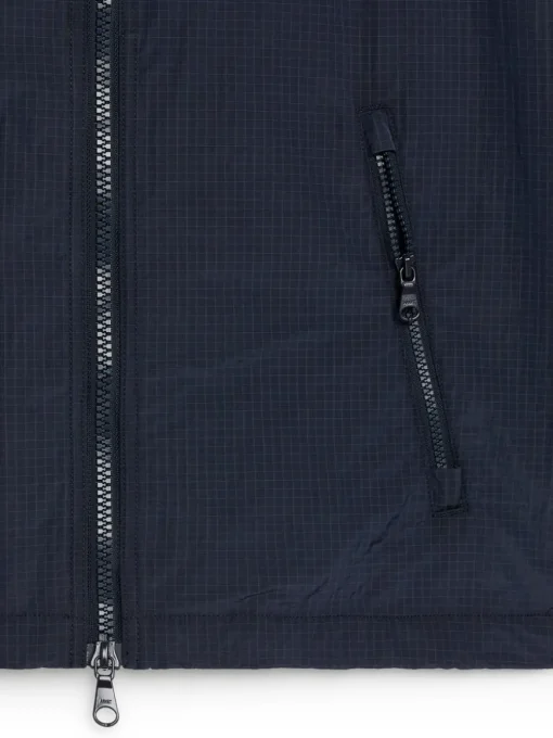 Lightweight Windbreaker