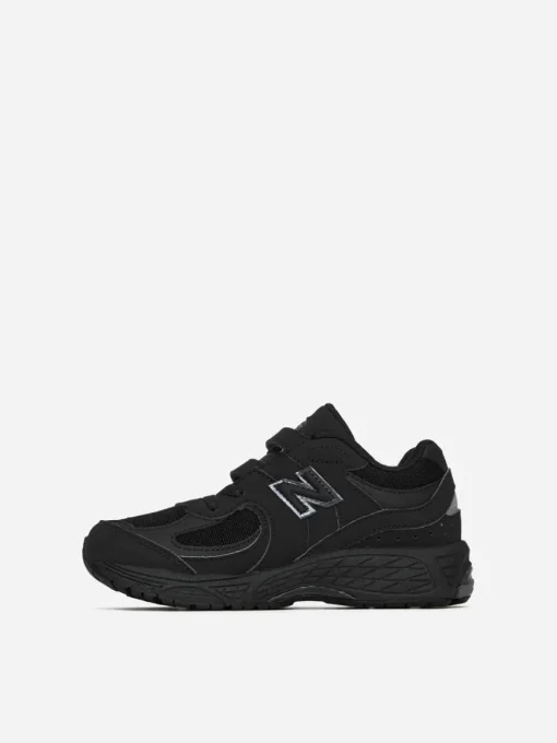 New Balance 2002R Trainers