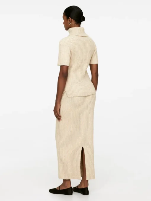 Rib Roll-Neck Top