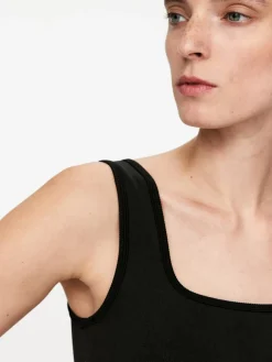 Seamless Sports Bra