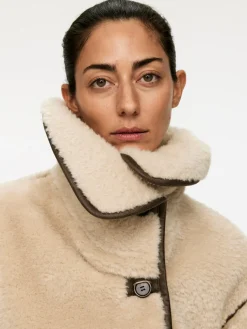 Short Pile Jacket