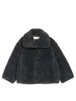 Short Pile Jacket