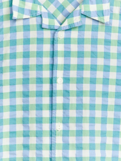 Short-Sleeved Shirt