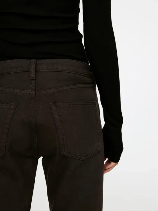 SNOW Slim Straight Jeans