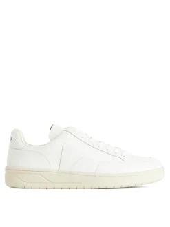 Veja V12 Trainers